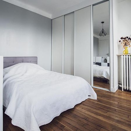 شقة باريس  في Superb Bright Studio Next To The Seine المظهر الخارجي الصورة