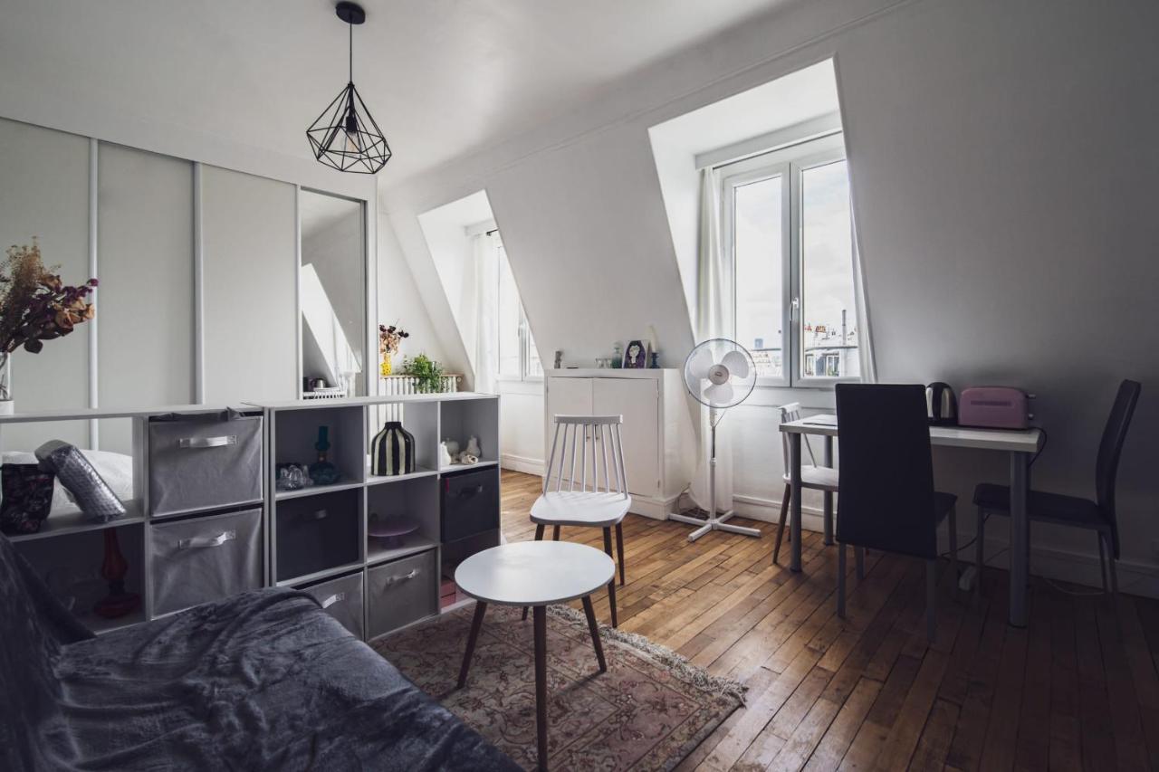 شقة باريس  في Superb Bright Studio Next To The Seine المظهر الخارجي الصورة