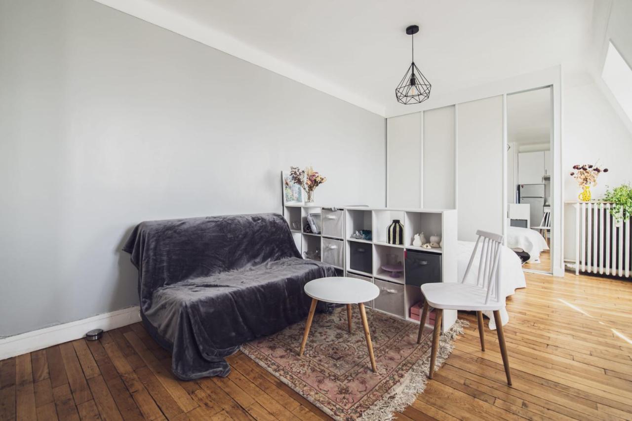 شقة باريس  في Superb Bright Studio Next To The Seine المظهر الخارجي الصورة