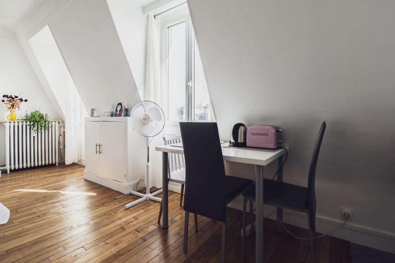 شقة باريس  في Superb Bright Studio Next To The Seine المظهر الخارجي الصورة