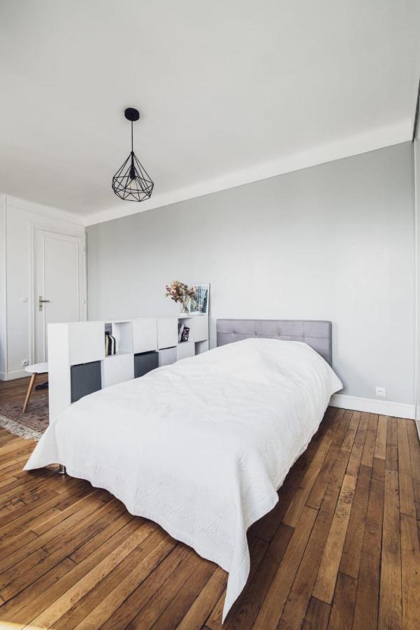 شقة باريس  في Superb Bright Studio Next To The Seine المظهر الخارجي الصورة